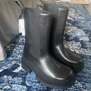 NWT Zara black leather platform boots